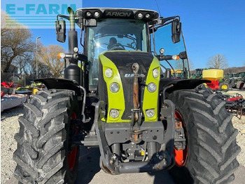 Trator CLAAS Arion 650