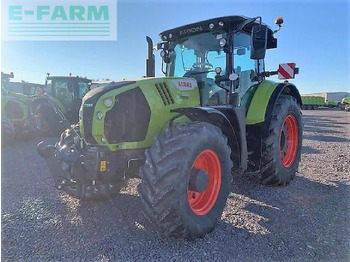 Trator CLAAS Arion 650