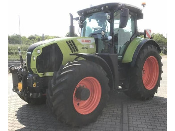 Trator CLAAS Arion 660