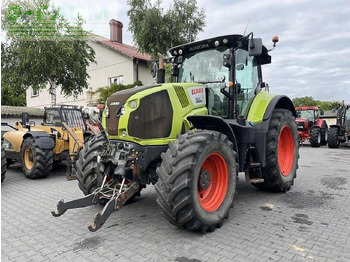 Trator CLAAS Axion 800