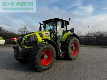 Trator CLAAS Axion 830