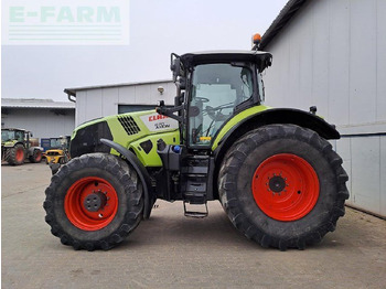 Trator CLAAS Axion 870