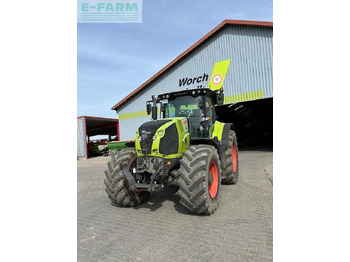 Trator CLAAS Axion 870