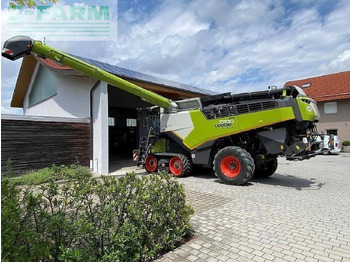 Ceifeira debulhadora CLAAS Lexion 7700