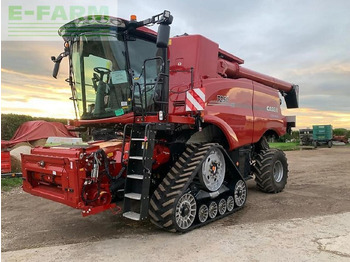 Ceifeira debulhadora CASE IH