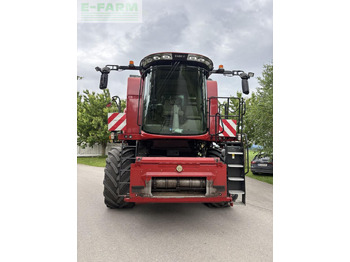 Ceifeira debulhadora CASE IH Axial-Flow