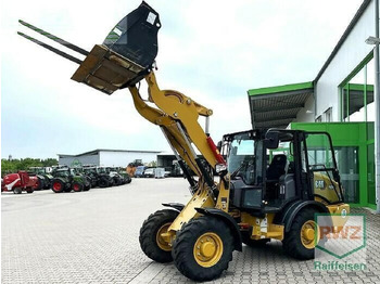Mini escavadeira CATERPILLAR 906