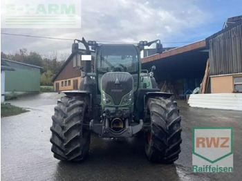 Trator FENDT 720 Vario