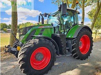 Trator FENDT 718 Vario