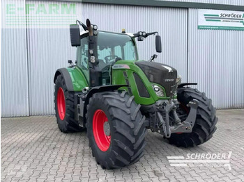 Trator FENDT 724 Vario
