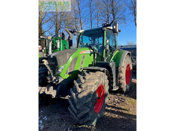 Trator FENDT 724 Vario