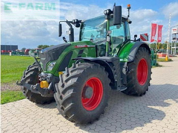 Trator FENDT 724 Vario