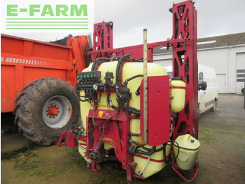 Pulverizador de arrastar HARDI