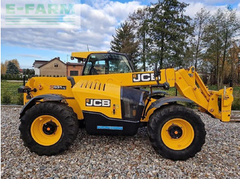 Carregadeira de rodas JCB
