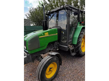 Trator John Deere 3100: foto 3