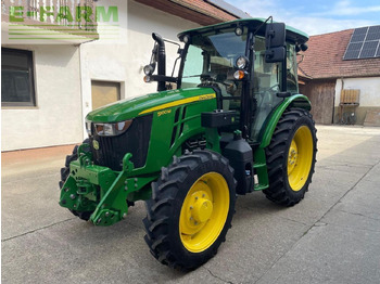 Trator JOHN DEERE 5100M