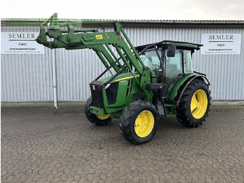 Trator JOHN DEERE 5100M
