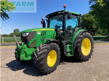 Trator JOHN DEERE