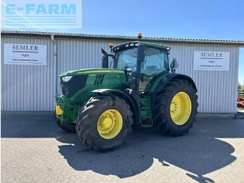 Trator JOHN DEERE 6215R