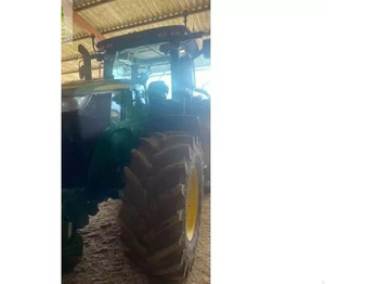 Trator JOHN DEERE 7230R