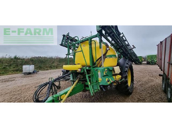 Pulverizador de arrastar JOHN DEERE