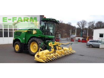 Picadora de forragem automotriz JOHN DEERE 8400