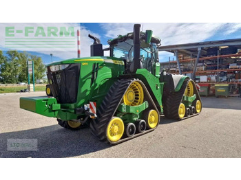 Trator JOHN DEERE