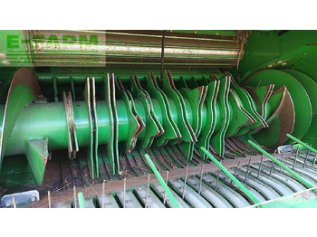 Enfardadeira de fardos quadrados John Deere f441 m: foto 3 Enfardadeira de fardos quadrados John Deere f441 m: foto 3