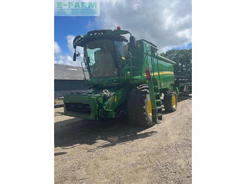 Ceifeira debulhadora JOHN DEERE T670
