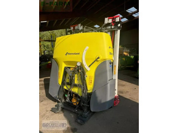 Pulverizador de arrastar KVERNELAND