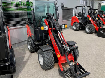 Mini escavadeira MANITOU MLA 2-25