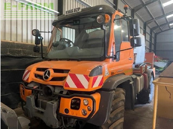 Veículo municipal/ Especial UNIMOG