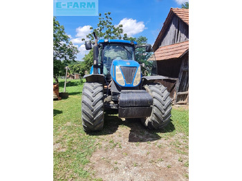 Trator NEW HOLLAND T7050