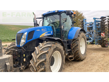 Trator NEW HOLLAND T7050