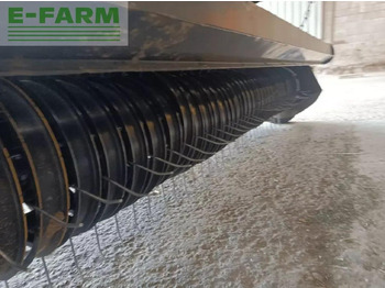 Enfardadeira de fardos quadrados New Holland br7070 crop cutter: foto 4