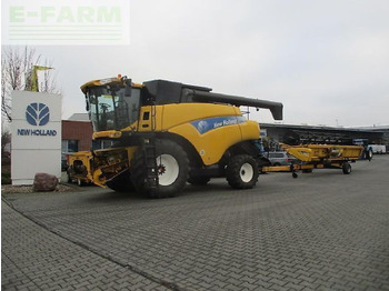 Ceifeira debulhadora NEW HOLLAND CR9000