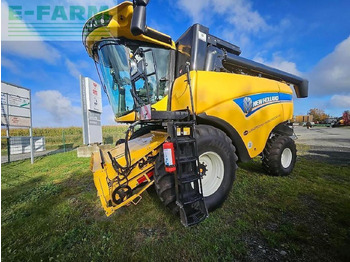 Ceifeira debulhadora NEW HOLLAND CX series