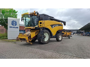 Ceifeira debulhadora NEW HOLLAND CX series