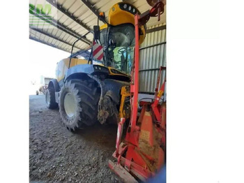 Picadora de forragem automotriz NEW HOLLAND