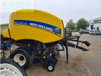 Enfardadeira de fardos quadrados NEW HOLLAND