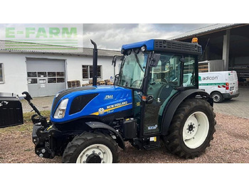 Trator NEW HOLLAND T4