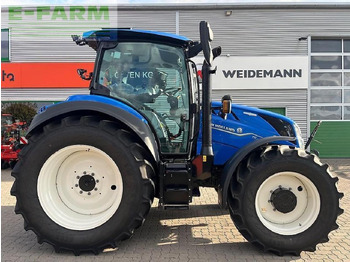 Trator NEW HOLLAND T5