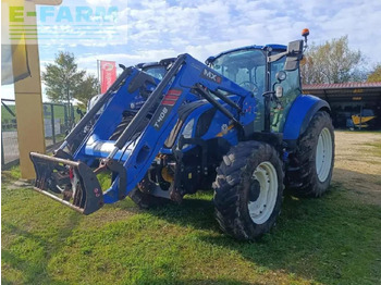 Trator NEW HOLLAND T5