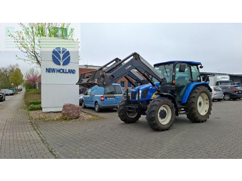 Trator NEW HOLLAND T5050