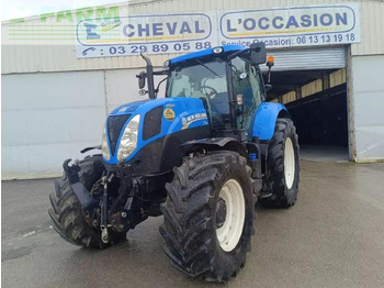 Trator NEW HOLLAND T7