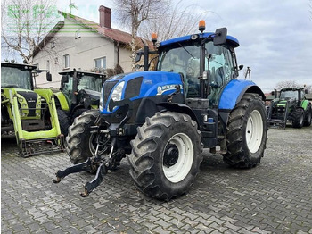 Trator NEW HOLLAND T7