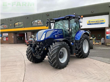Trator NEW HOLLAND T7.225