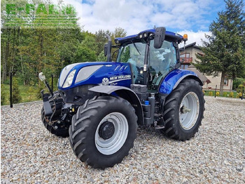 Trator NEW HOLLAND T7.225