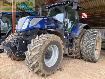 Trator NEW HOLLAND T7.245