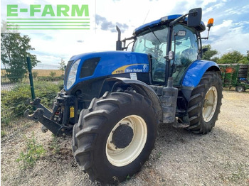 Trator NEW HOLLAND T7000
